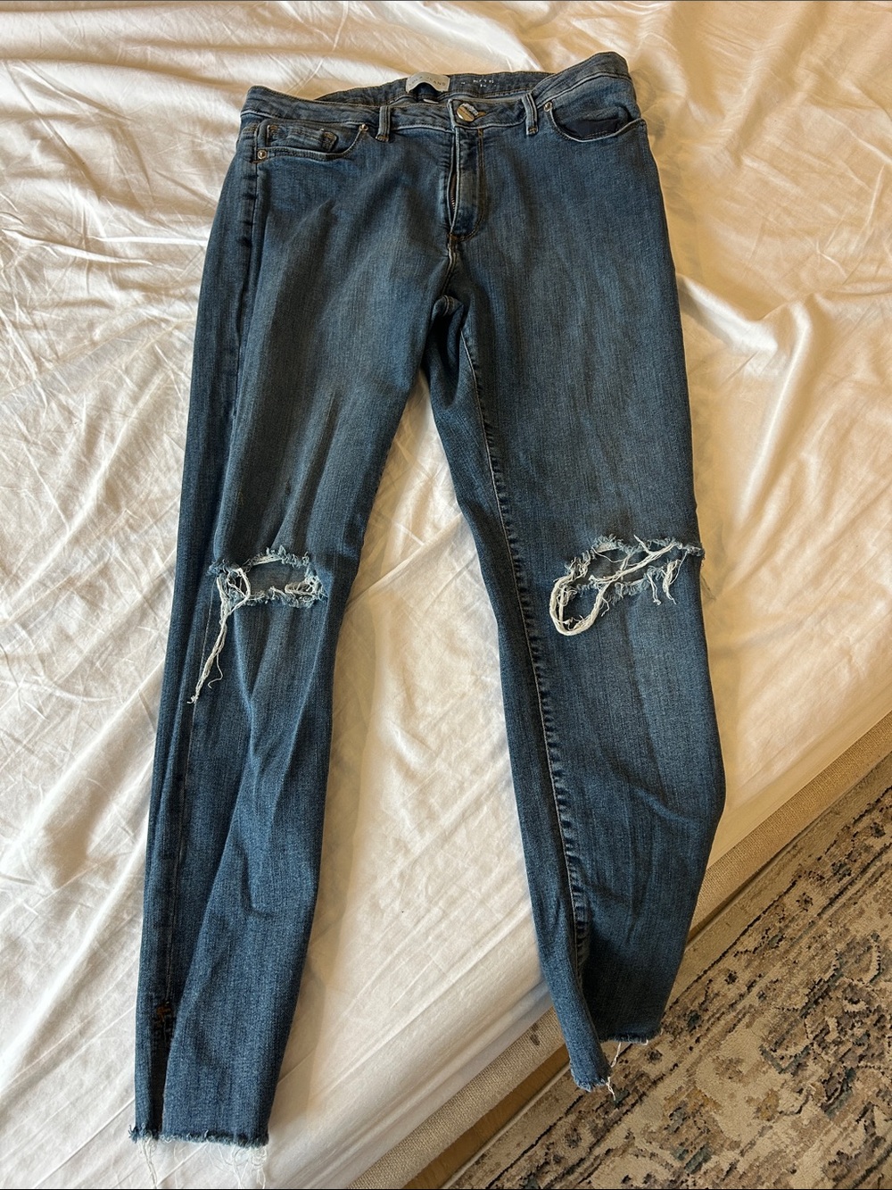 lola Distressed Dark Blue Skinny Jeans with Knee Rips